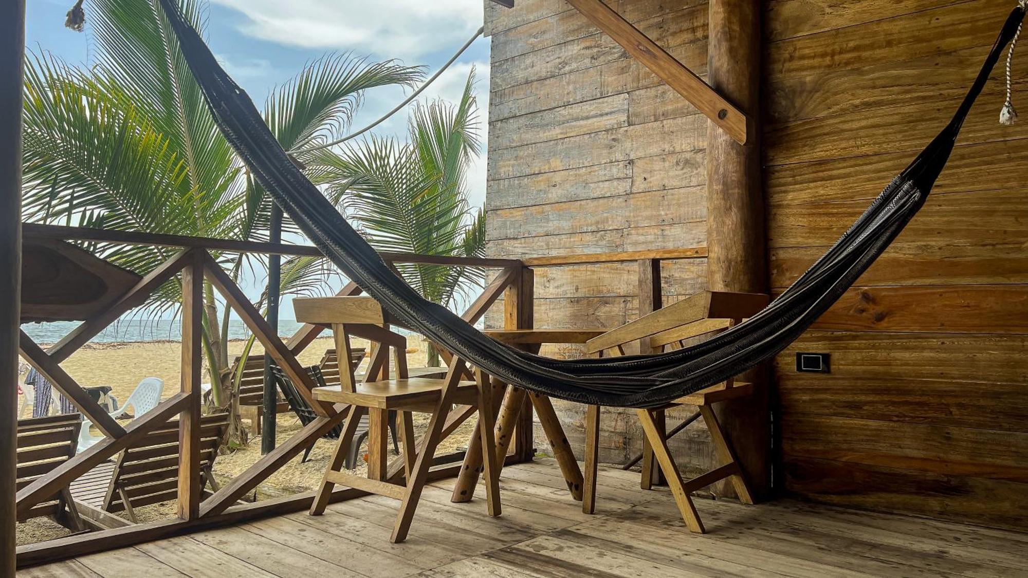 Hostal Mocambo Beach Guachaca Eksteriør bilde