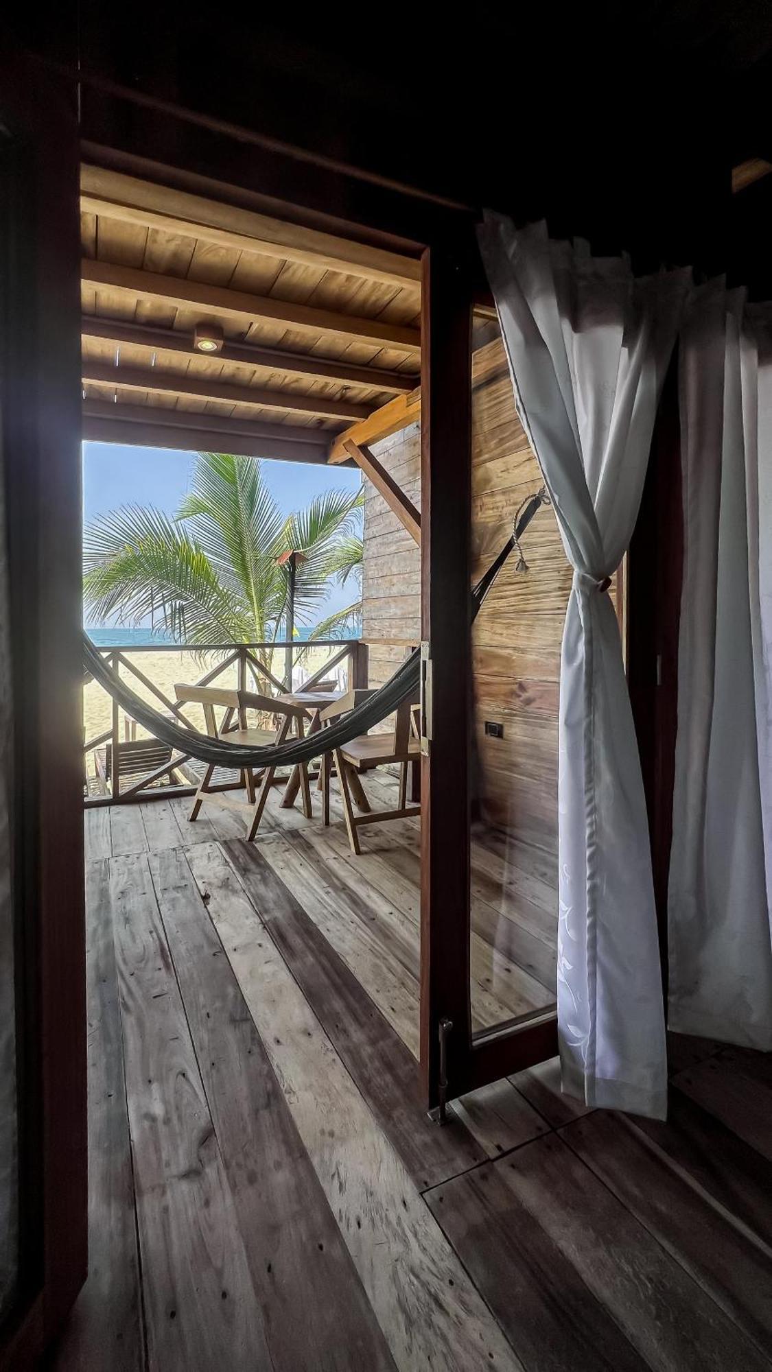 Hostal Mocambo Beach Guachaca Eksteriør bilde