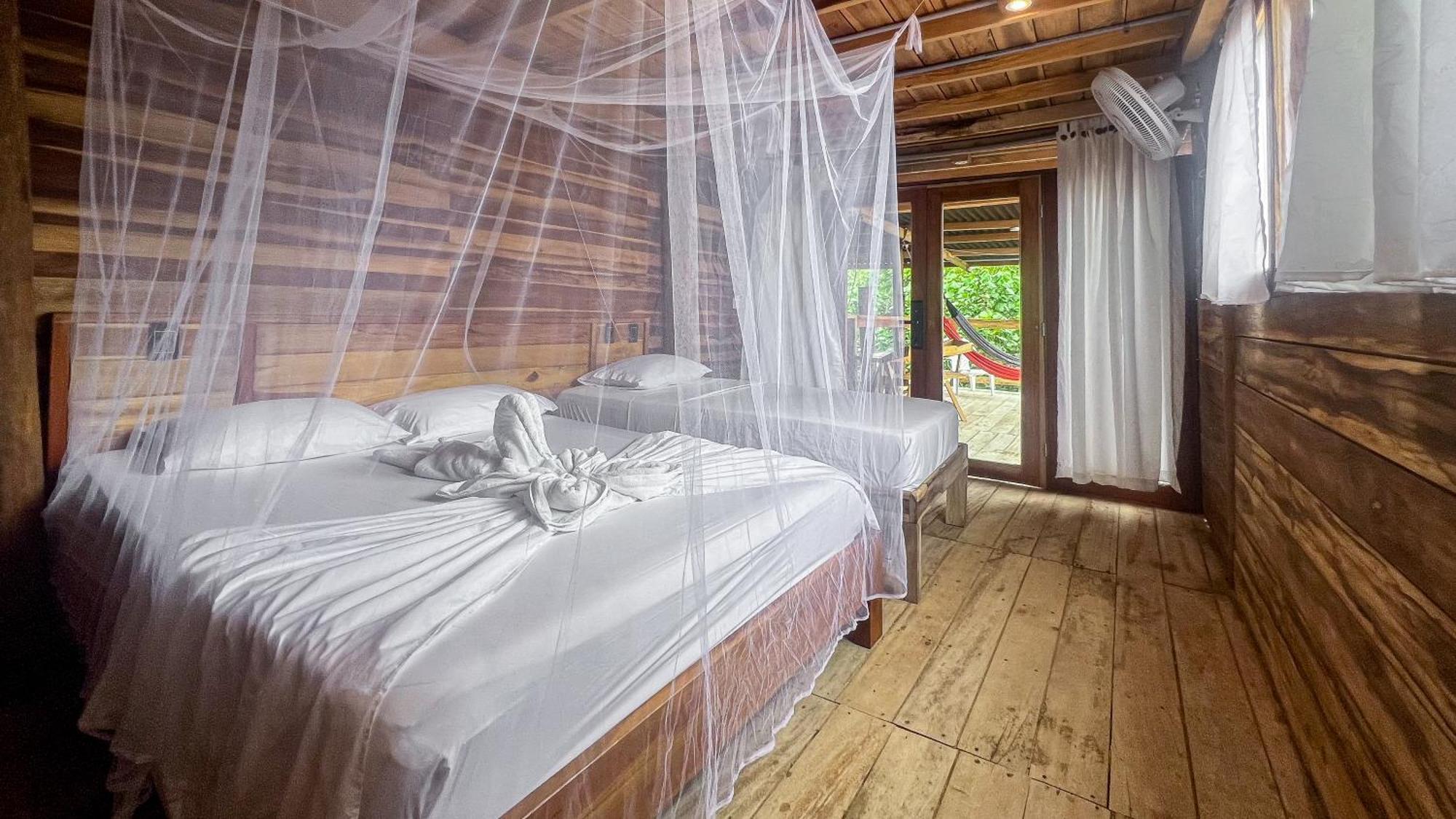 Hostal Mocambo Beach Guachaca Eksteriør bilde